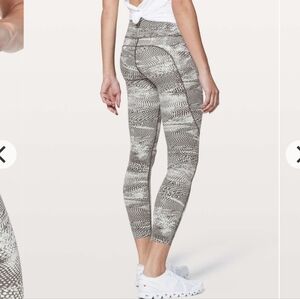 Lululemon Fast & Free 7/8 Tight II 25in Nulux Size 10